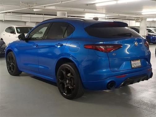 2022 Alfa Romeo Stelvio Veloce