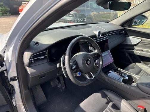 2025 Maserati Grecale Modena