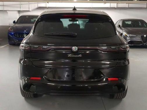 Alfa Black 2025 Alfa Romeo Tonale Base