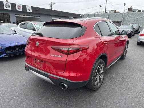 2019 Alfa Romeo Stelvio Ti