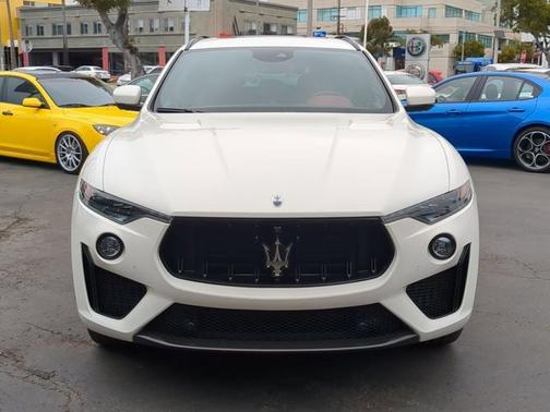 2022 Maserati Levante Trofeo