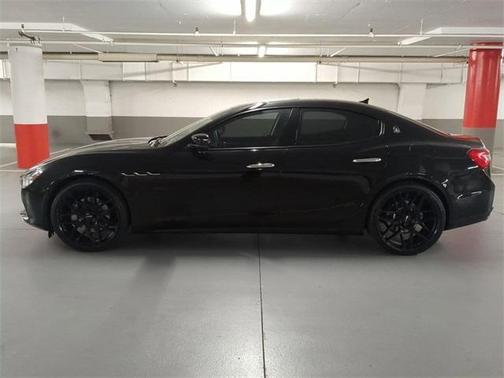 2016 Maserati Ghibli Base