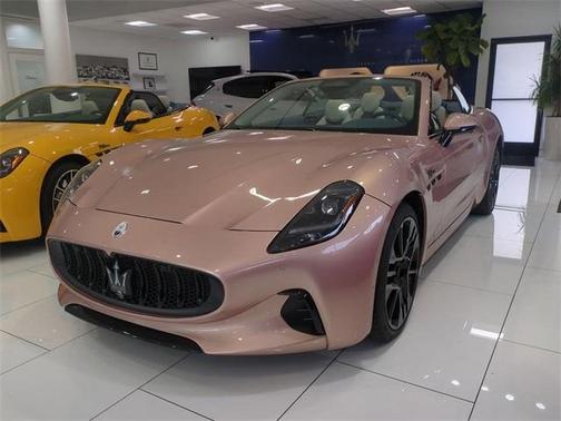 2025 Maserati GranCabrio Folgore Base