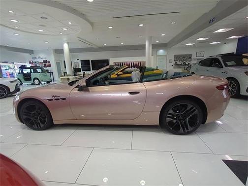 2025 Maserati GranCabrio Folgore Base