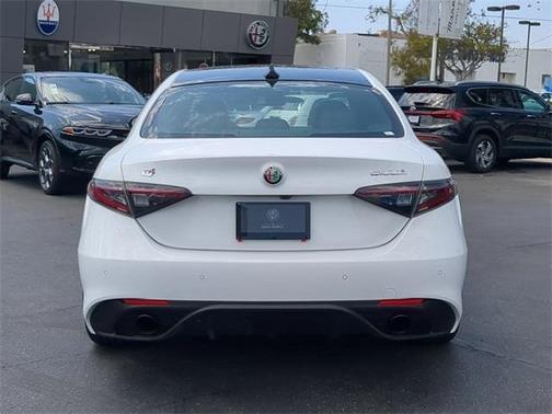 2025 Alfa Romeo Giulia Special Edition