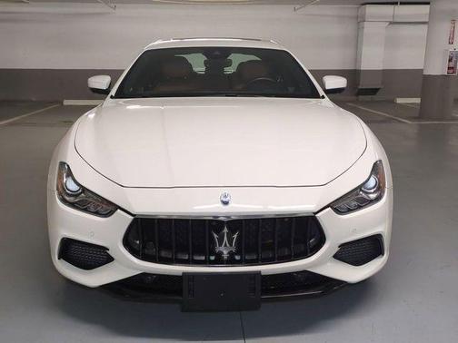 2022 Maserati Ghibli Modena