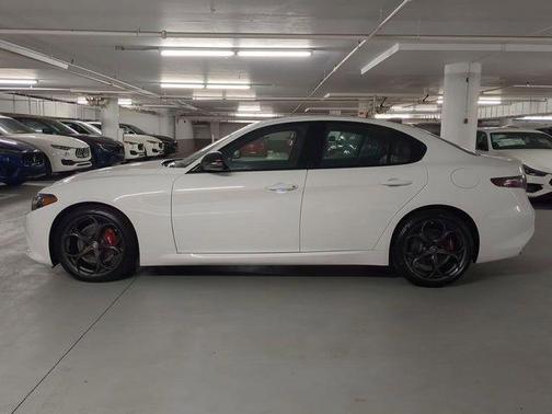 Milano 2025 Alfa Romeo Giulia