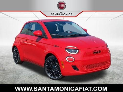 2024 FIAT 500e Base