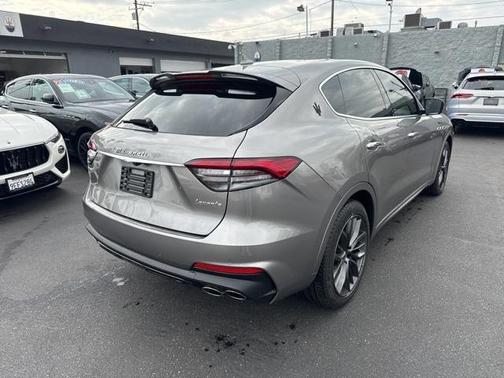 2022 Maserati Levante Modena