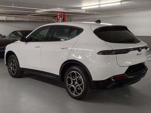 Milano 2025 Alfa Romeo Tonale Base