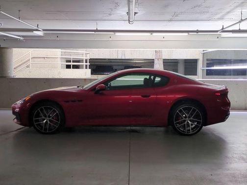 Rosso 2026 Maserati GranTurismo Trofeo