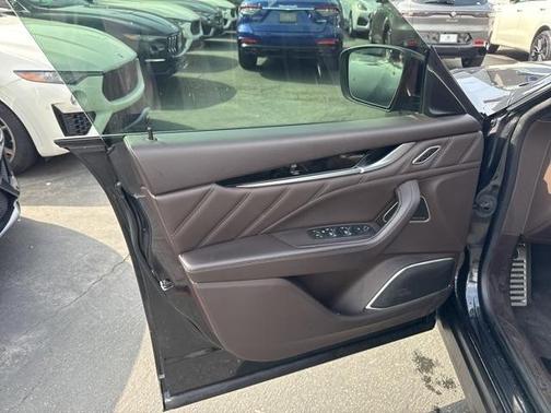 2022 Maserati Levante Modena
