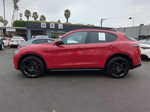2024 Alfa Romeo Stelvio Ti