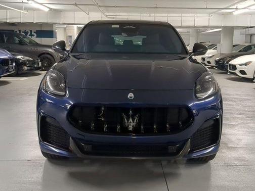 Blu 2025 Maserati Grecale Trofeo