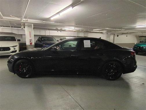 2023 Maserati Ghibli Modena