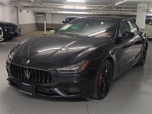 2023 Maserati Ghibli Modena