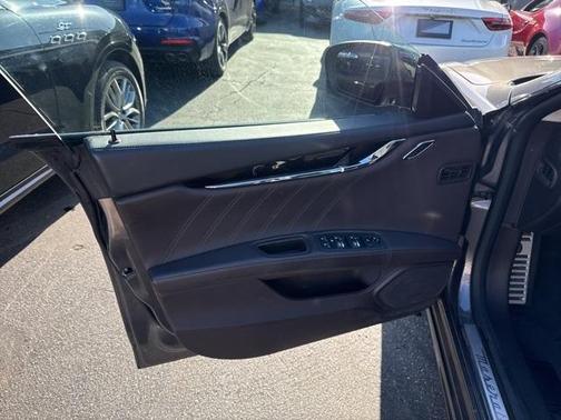 2022 Maserati Quattroporte Modena