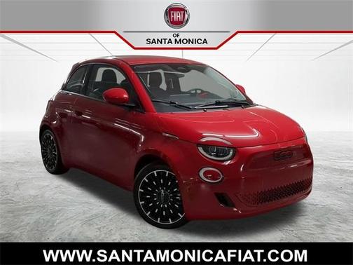 2024 FIAT 500e Base