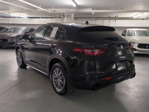 2023 Alfa Romeo Stelvio Sprint