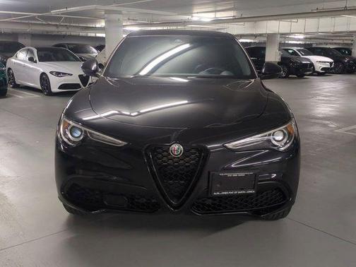 2023 Alfa Romeo Stelvio Sprint