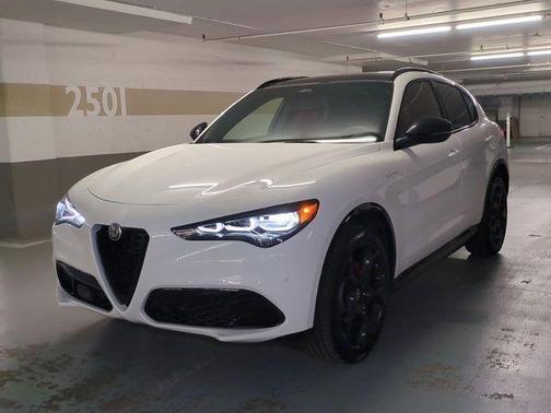 Milano 2026 Alfa Romeo Stelvio Veloce