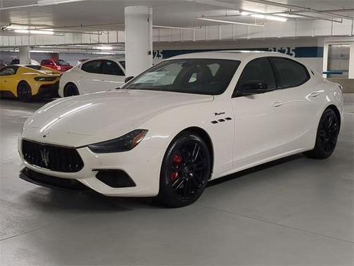 2024 Maserati Ghibli Modena Ultima Q4