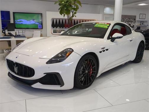 2024 Maserati GranTurismo Trofeo