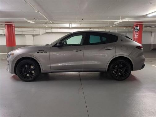 2022 Maserati Levante Modena
