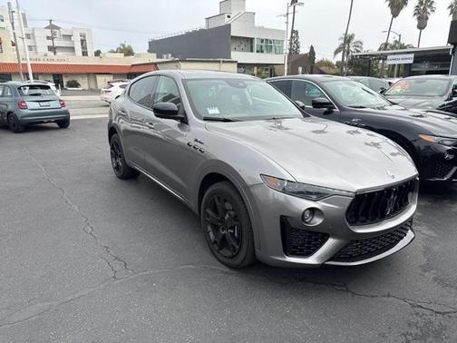 2022 Maserati Levante Modena