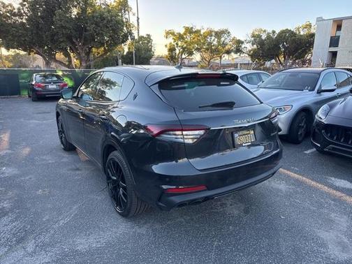 2022 Maserati Levante Modena