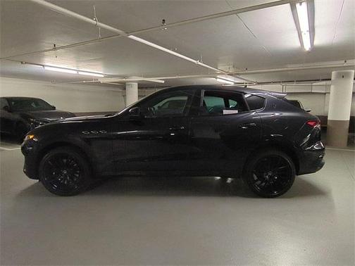 2022 Maserati Levante Modena