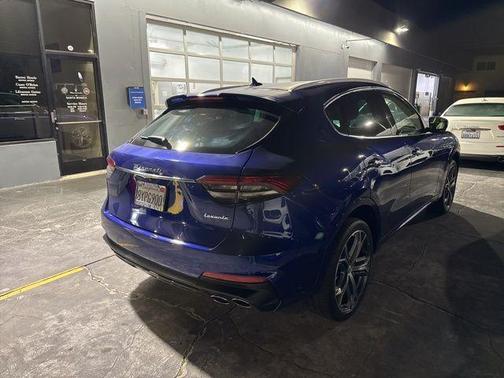 2022 Maserati Levante Modena