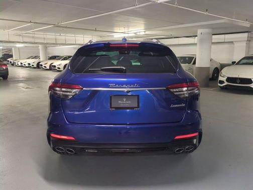 2022 Maserati Levante Modena