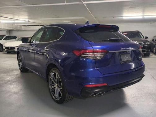 2022 Maserati Levante Modena