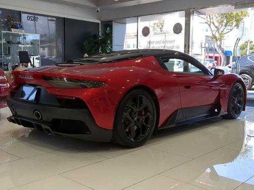 Rosso Vincente 2022 Maserati MC20 Base
