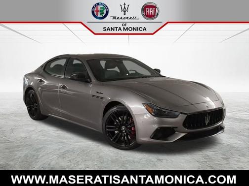 2022 Maserati Ghibli Modena