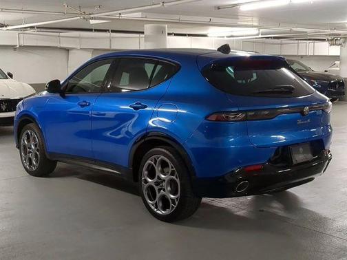 Misano Blue Metallic 2025 Alfa Romeo Tonale Base