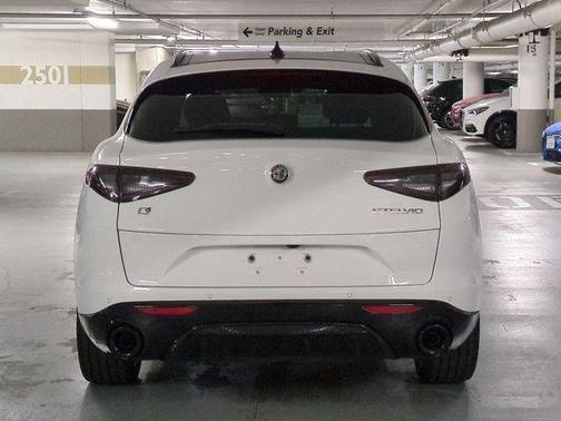 Milano 2026 Alfa Romeo Stelvio Veloce
