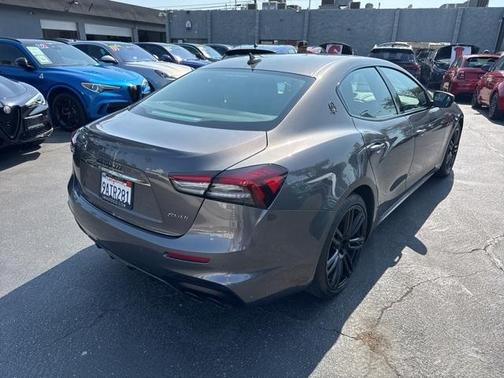 2021 Maserati Ghibli Trofeo