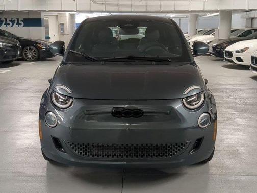 Green Metallic 2025 FIAT 500e Base