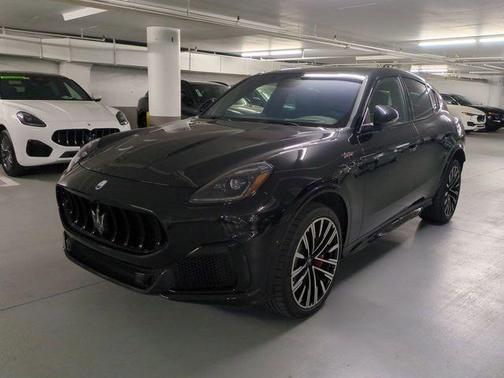 Nero 2025 Maserati Grecale Trofeo