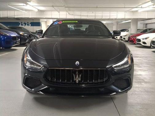 Nero 2024 Maserati Ghibli Modena Ultima Q4
