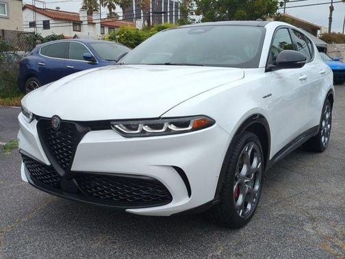 Alfa White 2024 Alfa Romeo Tonale Veloce