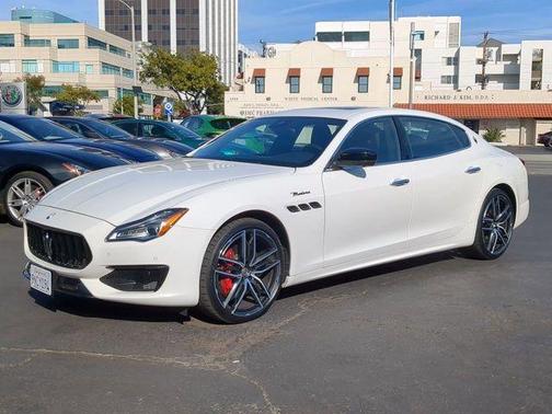 2024 Maserati Quattroporte Modena Ultima Q4