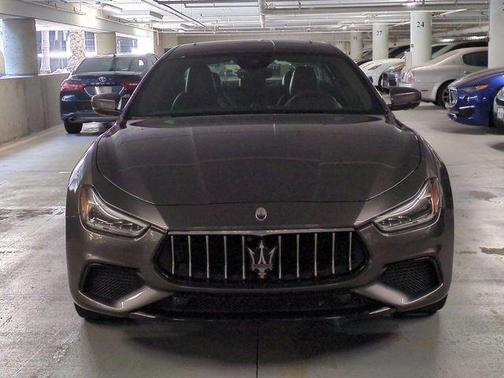 Grigio 2019 Maserati Ghibli GranSport