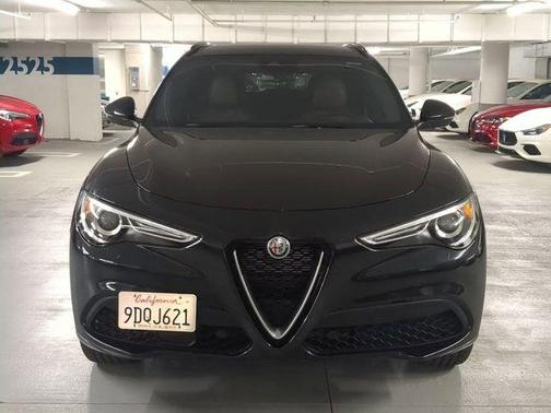 2022 Alfa Romeo Stelvio Ti Sport