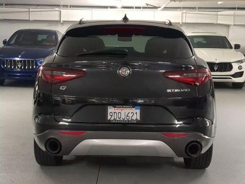 2022 Alfa Romeo Stelvio Ti Sport