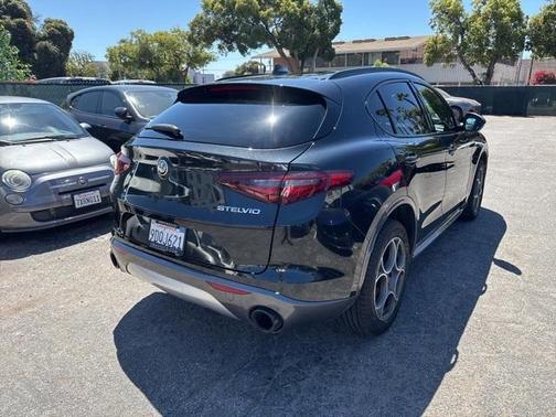 2022 Alfa Romeo Stelvio Ti
