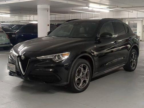 2022 Alfa Romeo Stelvio Ti Sport