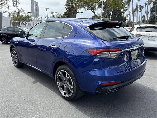 2022 Maserati Levante Modena